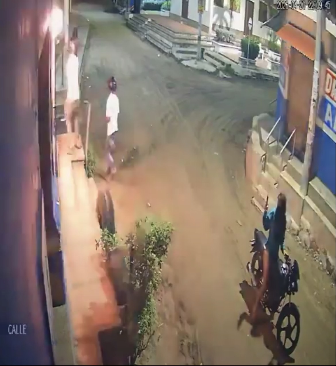 Criminales incendian local comercial en el barrio Caracolí de Malambo