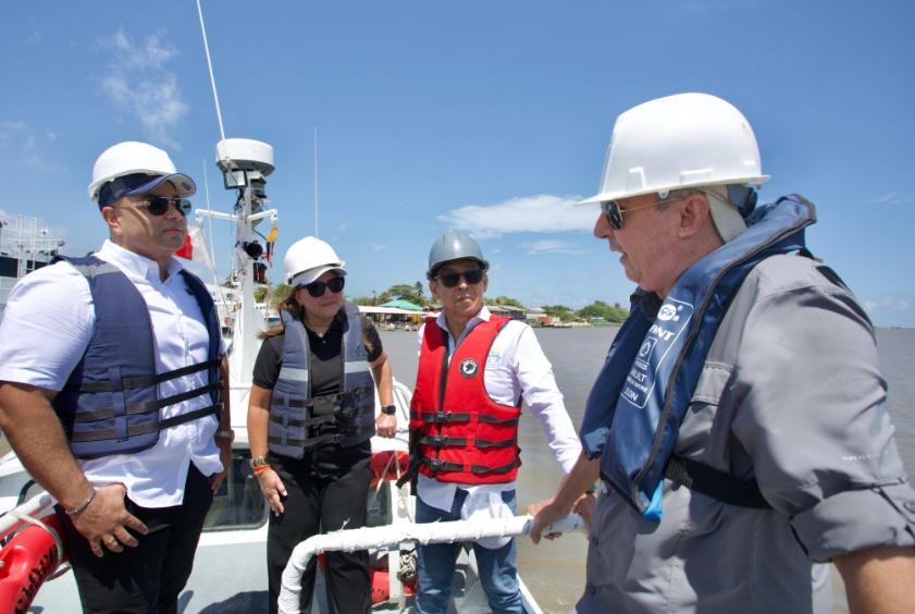 C.R.A. pone en marcha turbina hidrocinética en el río Magdalena para generar energía limpia