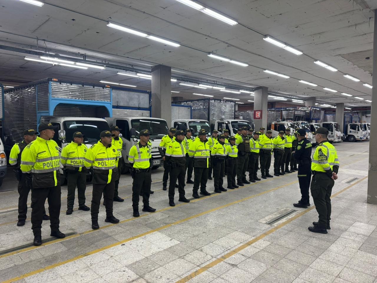 Policía intensifica custodia del material electoral en vías de Cundinamarca por elecciones presidenciales