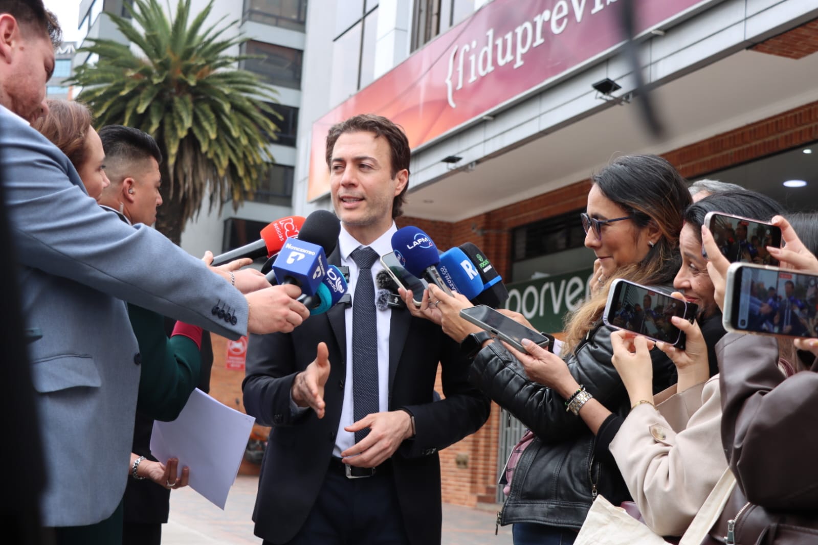 Supersalud advierte incumplimientos en el modelo de salud del magisterio administrado por el FOMAG
