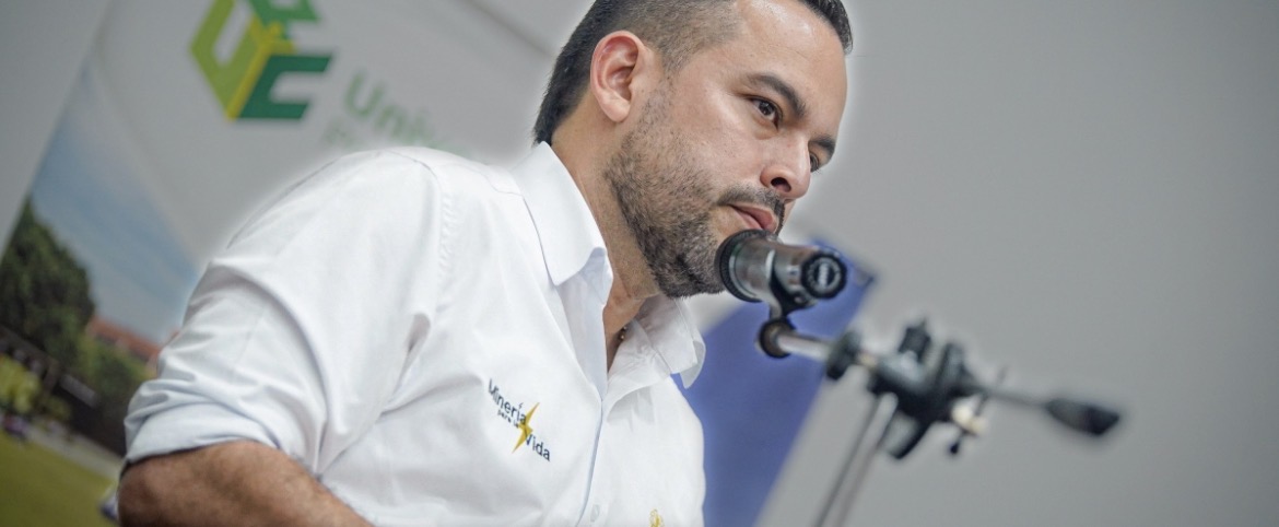 Ministro de Minas cuestiona millonarios pagos a hidroeléctricas tras alerta por fenómeno de El Niño