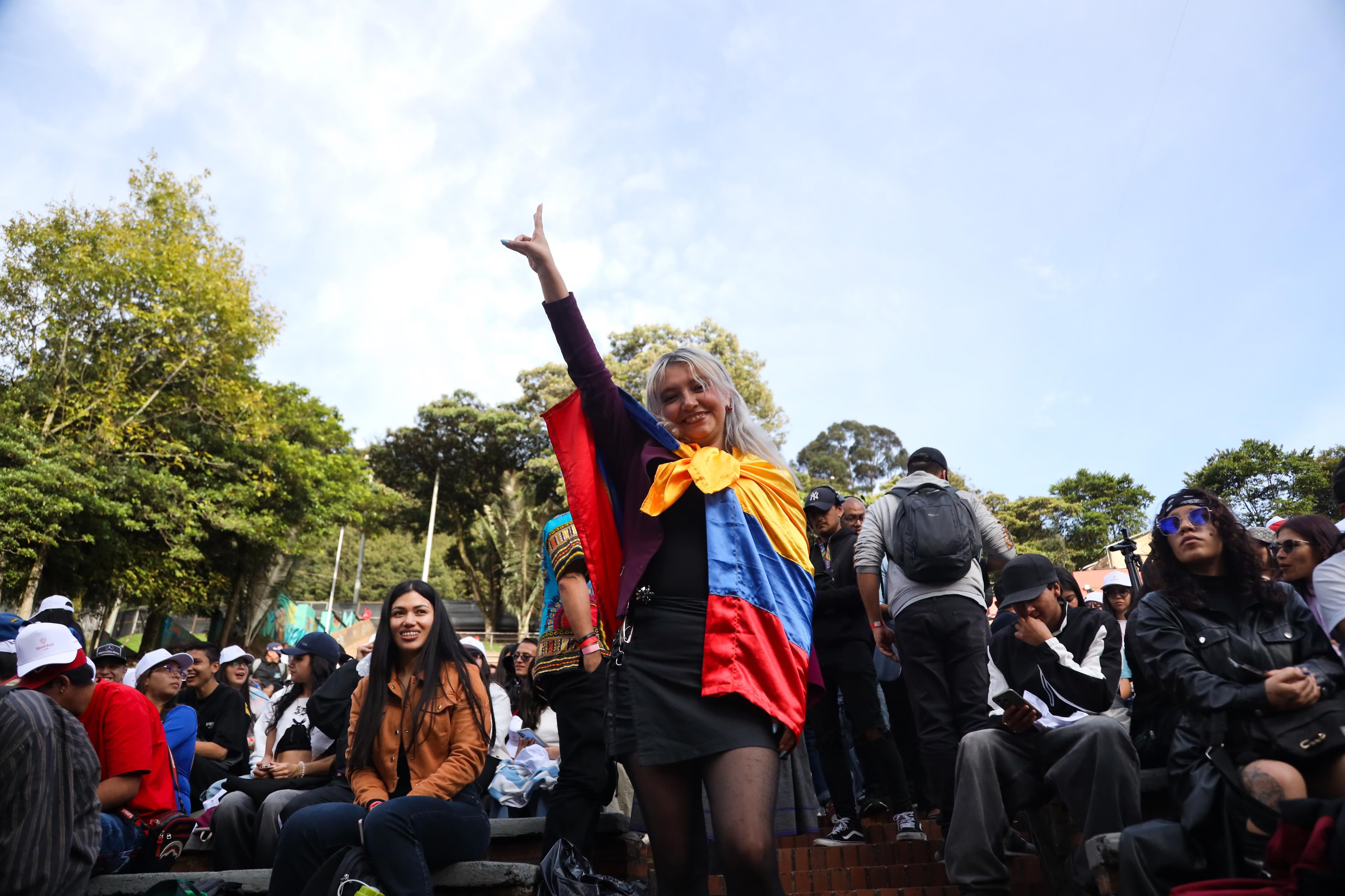Petro defiende programa Jóvenes en Paz y busca ampliar cobertura a 100 mil beneficiarios
