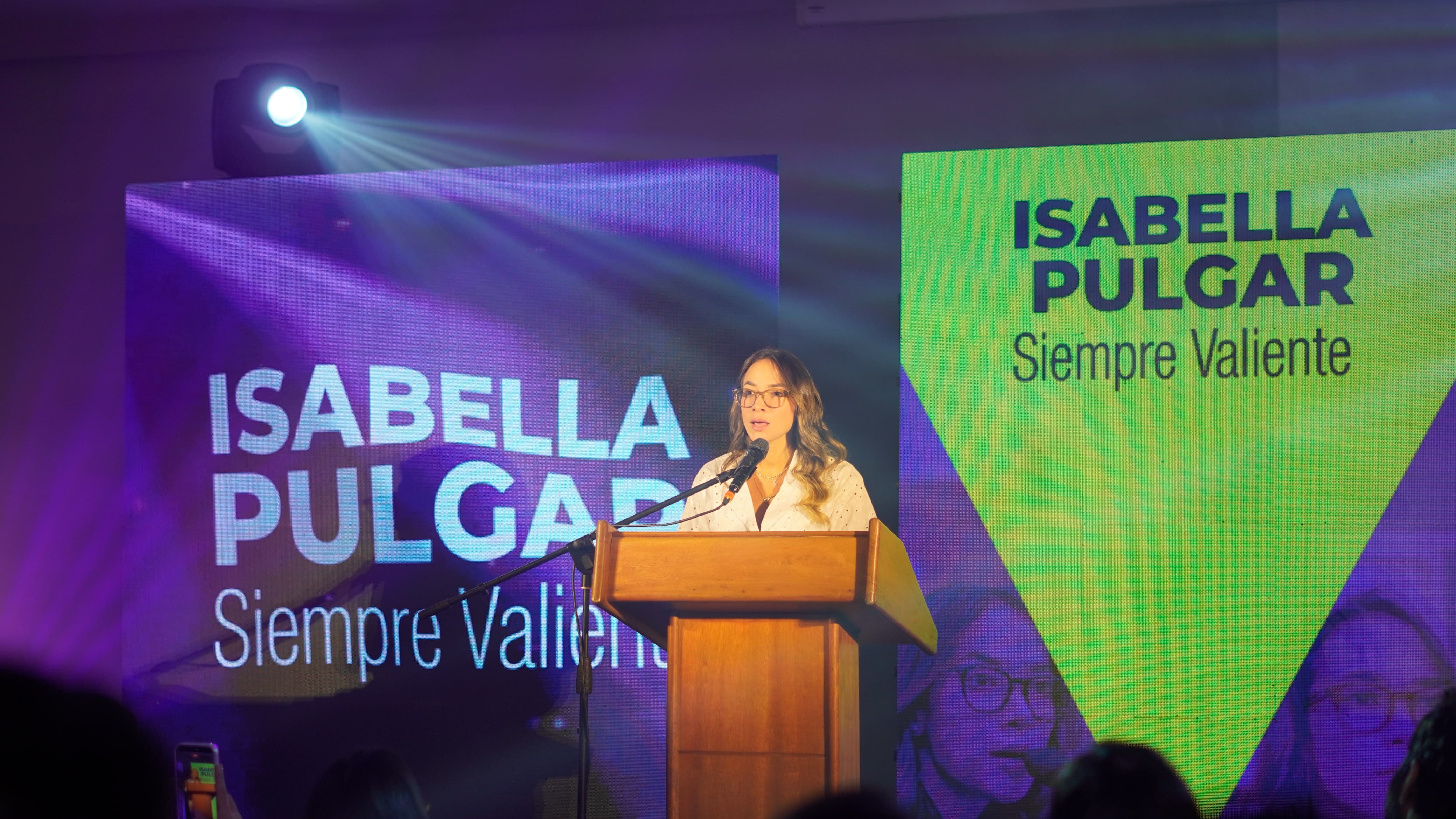 Diputada Isabella Pulgar renuncia a la Asamblea del Atlántico y anuncia nueva etapa de formación y servicio