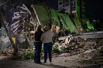 Miles de familias buscan a sus seres queridos tras el terremoto en Venezuela: continúan los reportes de desaparecidos en La Guaira