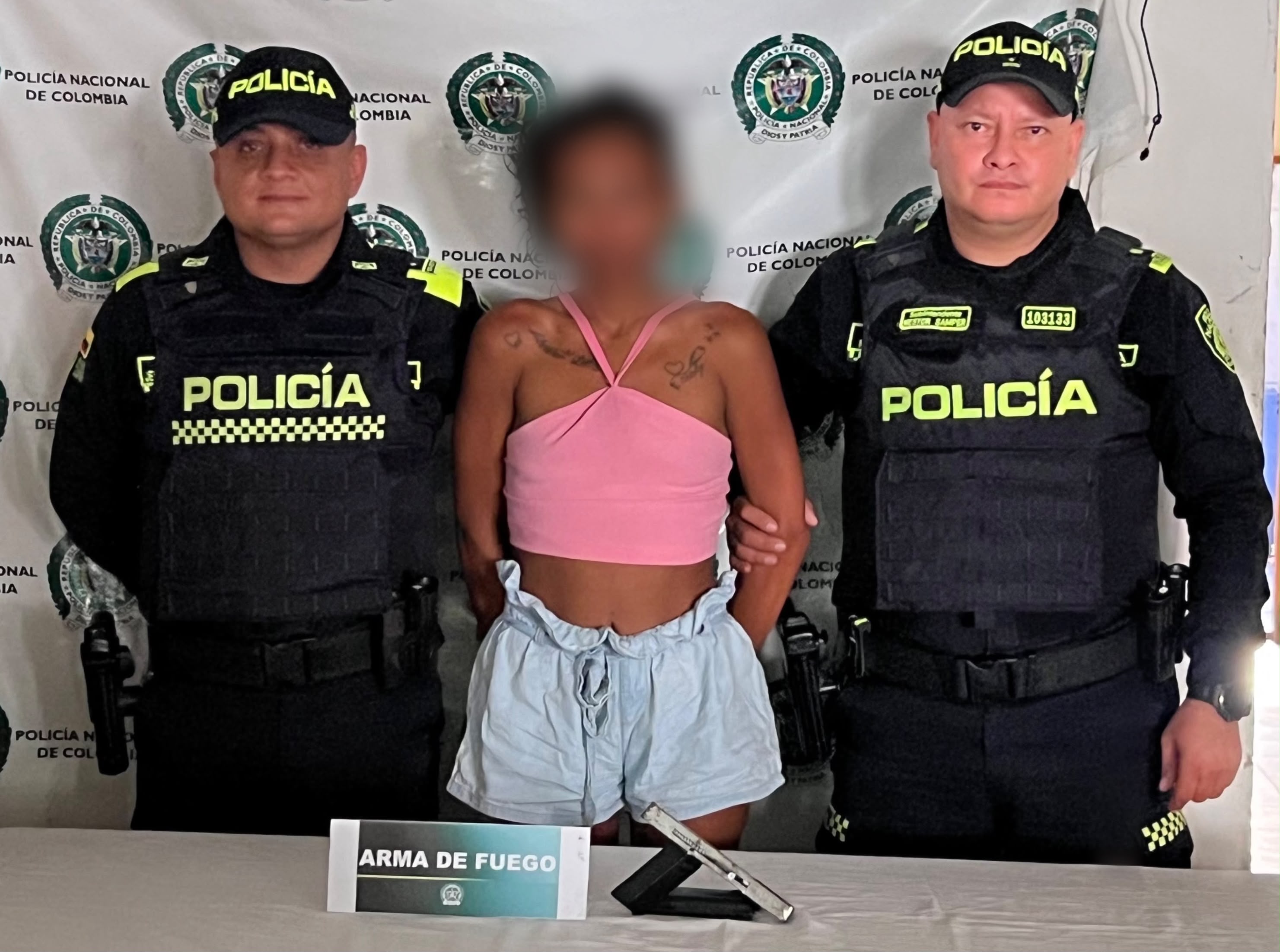 Capturan a mujer con arma de fuego artesanal en Candelaria, Atlántico