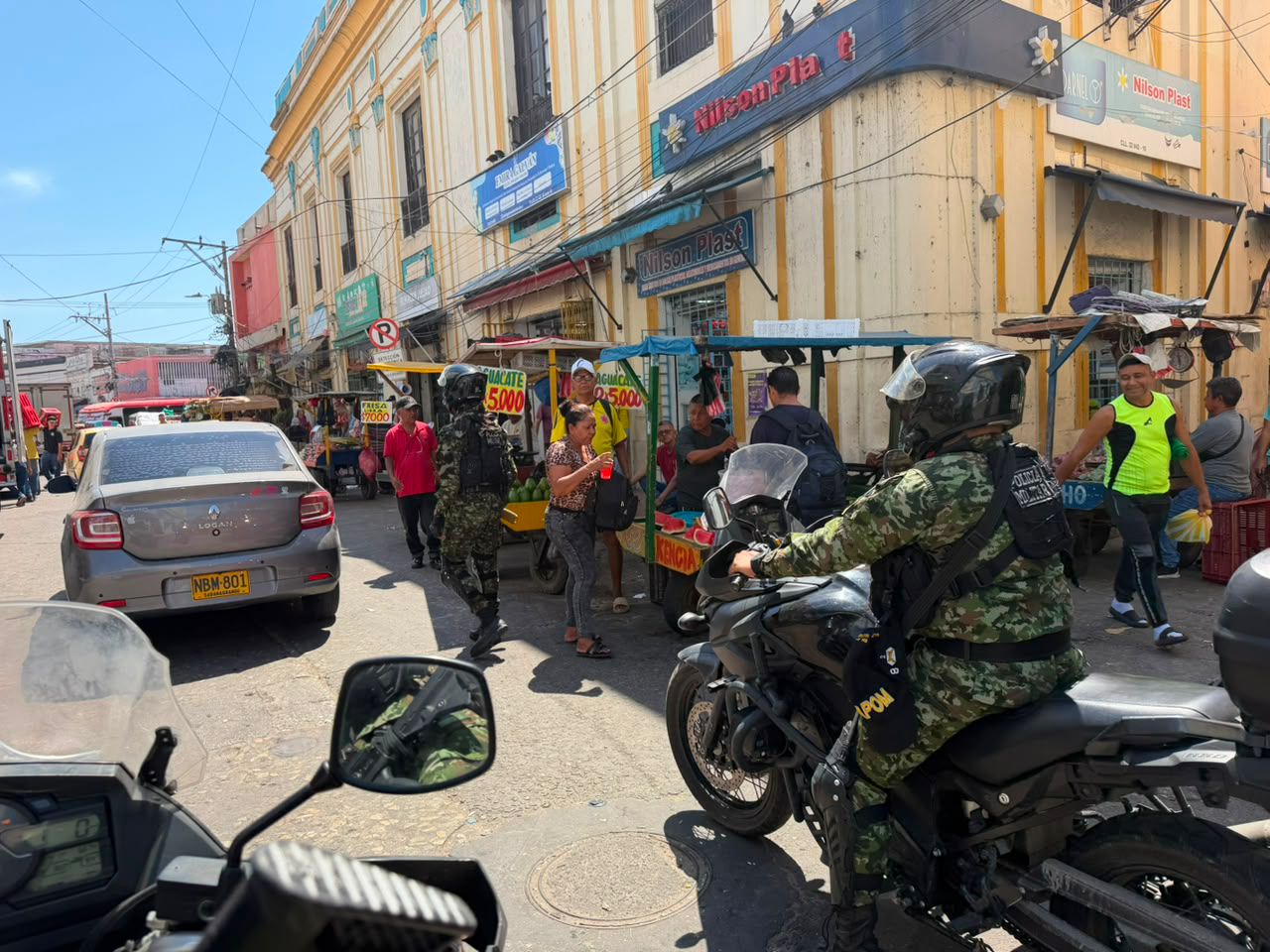Distrito refuerza acompañamiento al comercio con caravanas y operativos de seguridad en Barranquilla