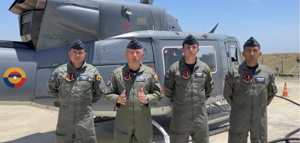 Fuerza Aeroespacial refuerza atención del incendio en Isla Salamanca con 28 descargas de agua