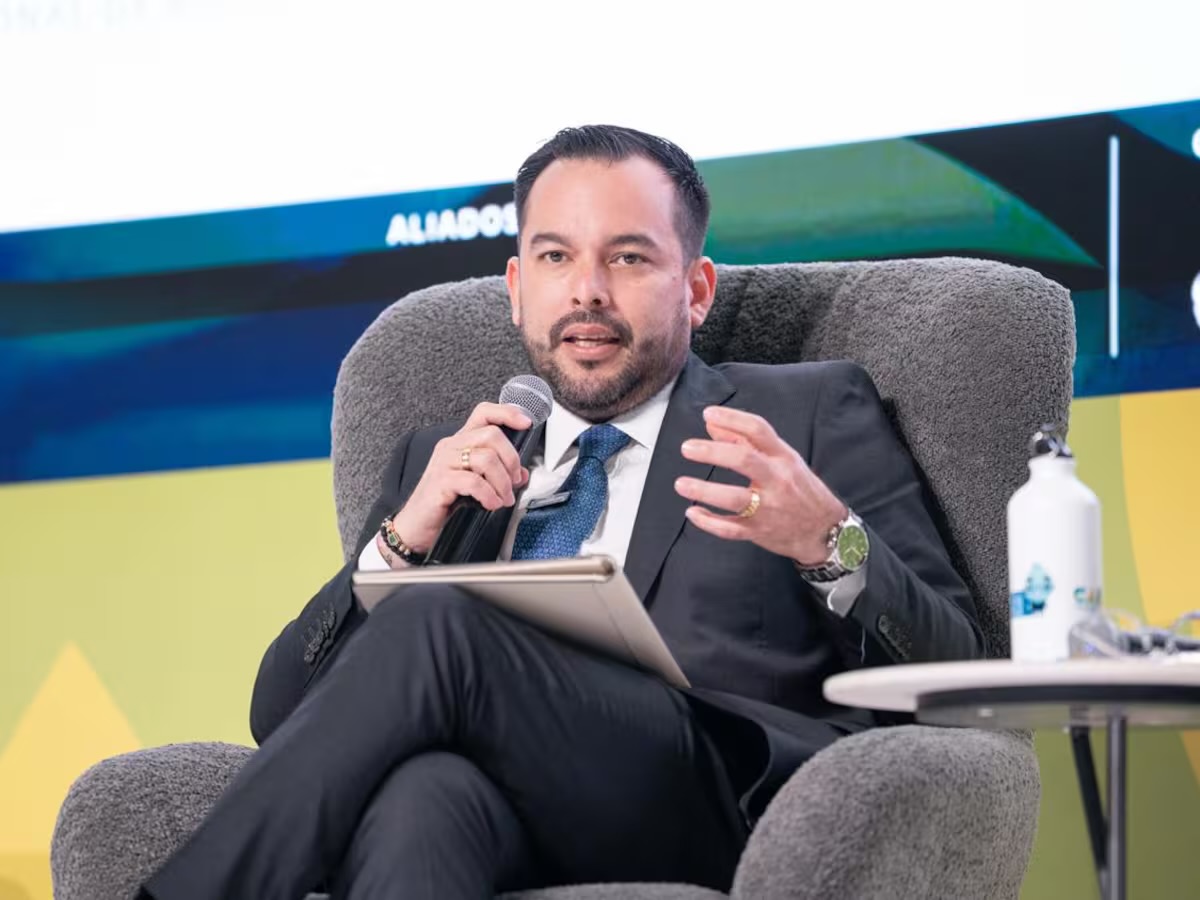 Colombia reanudará la venta de energía a Ecuador tras autorización del MinMinas