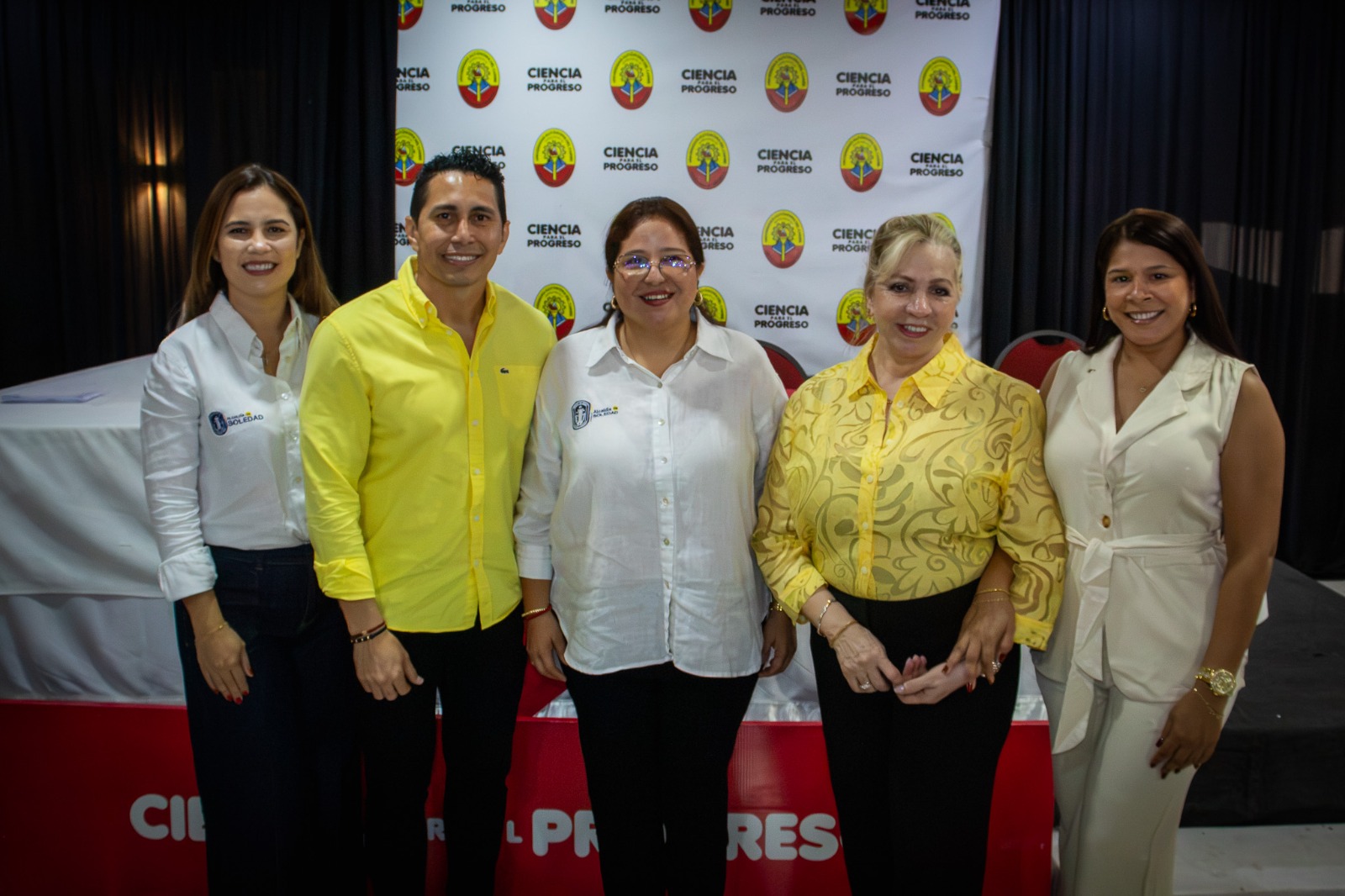 Alcaldía de Soledad amplía programa de becas para 140 estudiantes universitarios