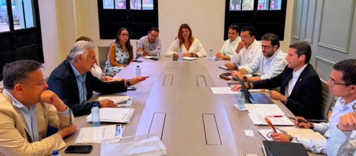Fenalco y Gobierno entrante trazan hoja de ruta para fortalecer el comercio y el empresariado