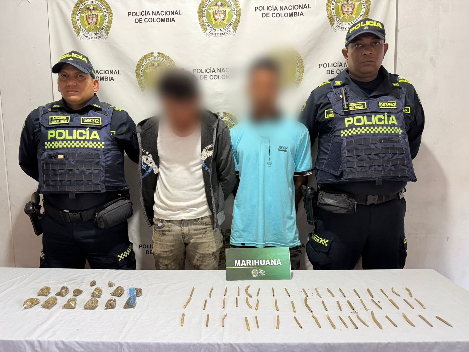 Capturan a dos hombres con 110 gramos de marihuana en Campo de la Cruz