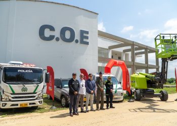 Gobernación del Atlántico entrega vehículos especializados para fortalecer la seguridad