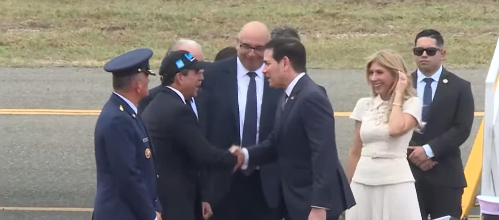 Marco Rubio aterrizó en Barranquilla para reunirse con el presidente Abelardo De La Espriella