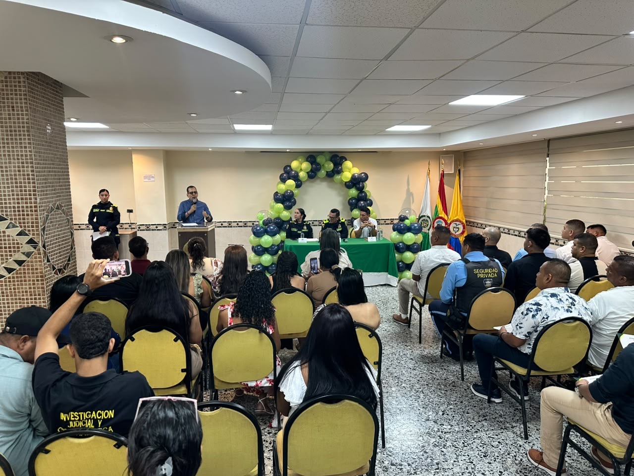 Policía clausura la Cátedra del Buen Ciudadano y fortalece participación de la comunidad en Barranquilla