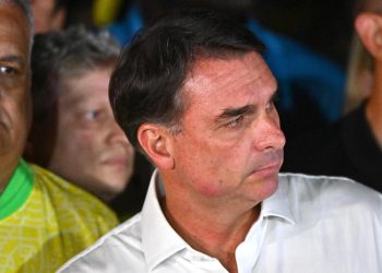 EE. UU. habría ofrecido visados a Flávio Bolsonaro y su familia tras reportes de su salida de Brasil