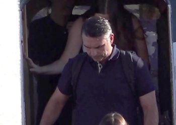 Flávio Bolsonaro llega a Miami tras salir de Brasil en medio de controversia judicial