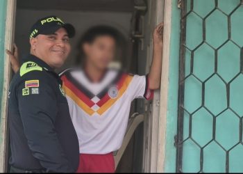 Policía rescató a adolescente arrastrado por el arroyo Salao durante las lluvias en Soledad